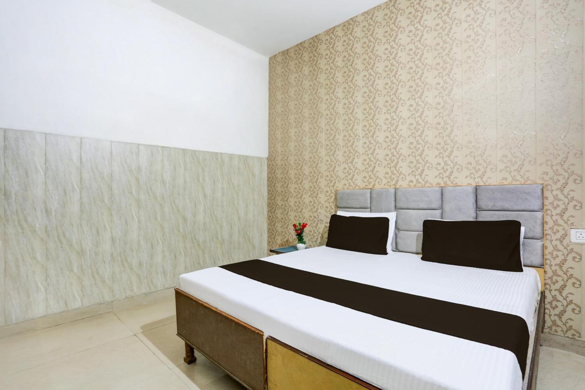 Hotel O Vk Palace Agra  Esterno foto